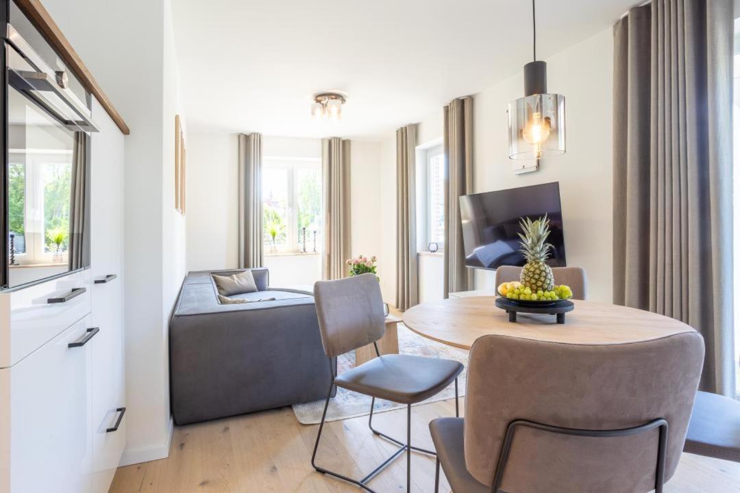 Villa Dornkamp 1 - Luxurioese Ferienwohnung Fuer 4 Personen Inklusive Sauna Und Garten Timmendorfer Strand Exterior foto
